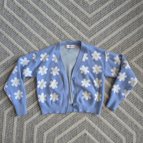 Willow & Wind Sweaters - Willow & Wind Blue Floral/Flower Cardigan Sweater - Size L
